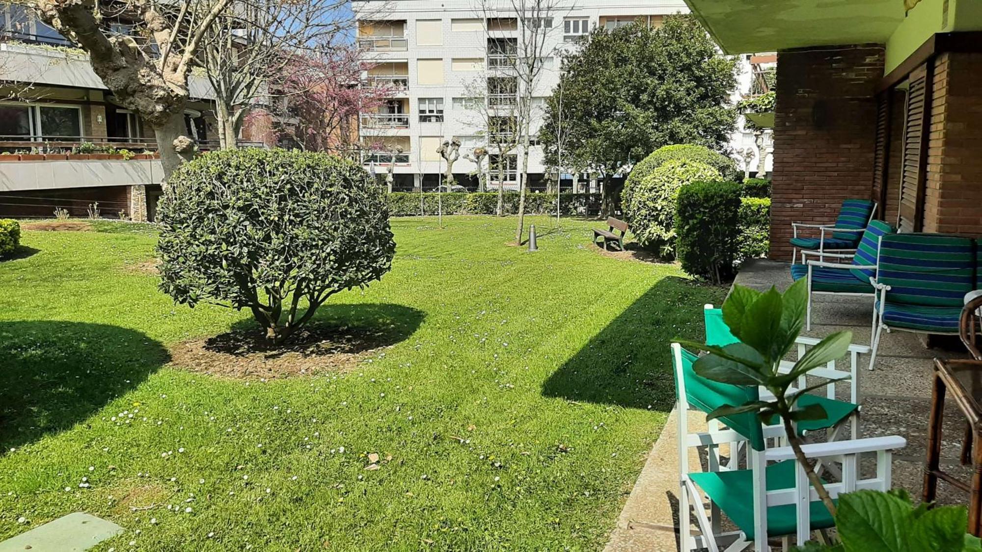 Egona-Ares Villa Adosada Junto La Playa Y Del Golf Zarautz Exterior photo